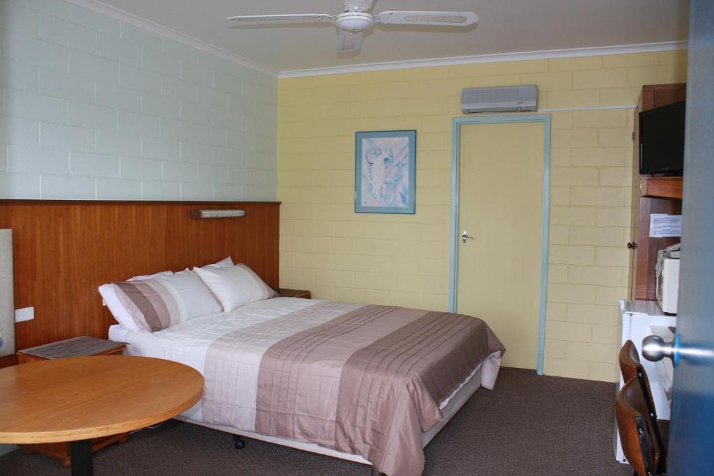 Opal Motel Leongatha Room photo